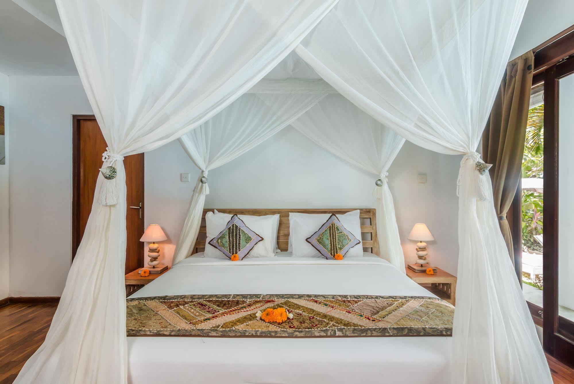 Villa Bisi Seminyak Zewnętrze zdjęcie