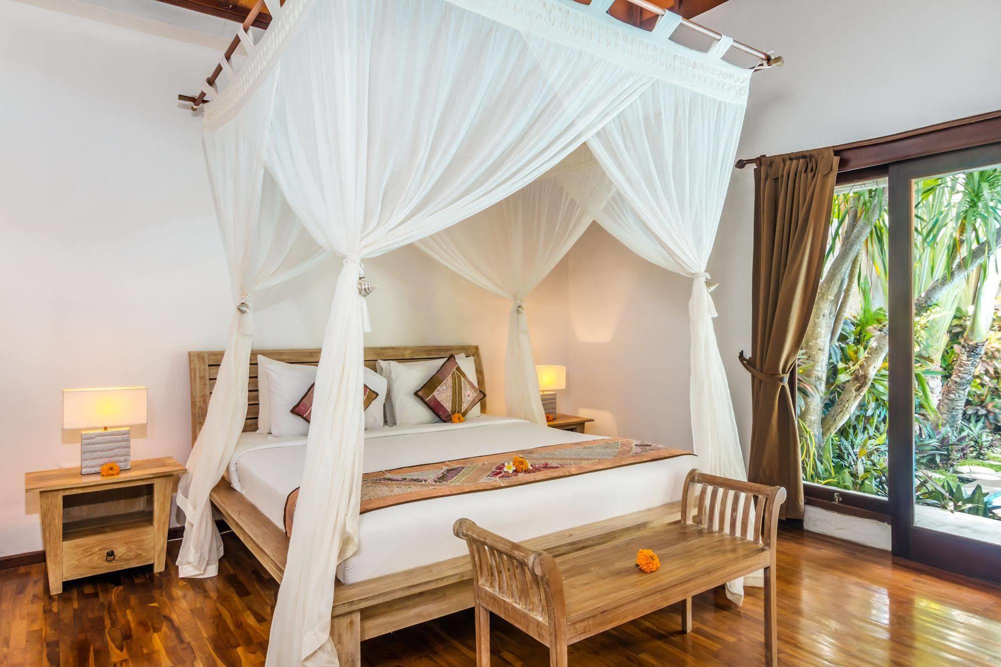 Villa Bisi Seminyak Zewnętrze zdjęcie